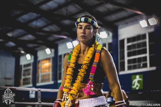 02 #ELLAMEINSPIRA FT. FIORELLA CONROY - Clean Lab